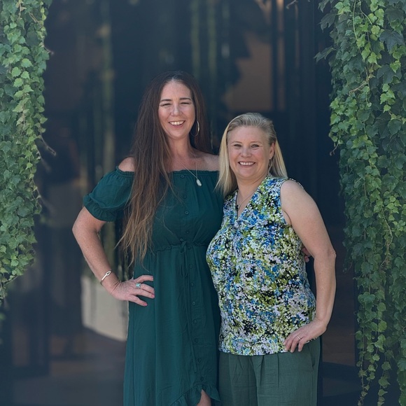 🌻 Jaime Marie Fine Art and Boutique - About Me! 🌻 - Picture 2 of 10